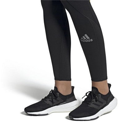 Adidas Ultraboost 22 , Black & white