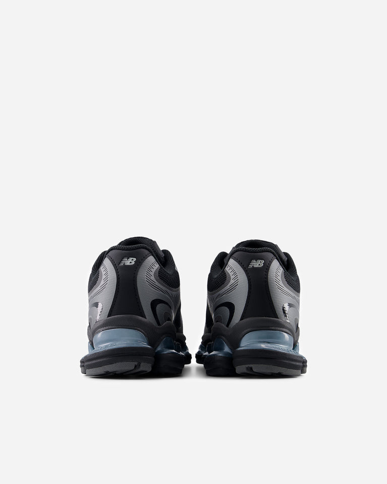New balance Abzorb 2000
BLACK