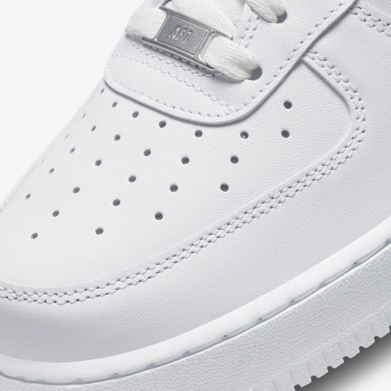 Nike Air Force 1 Triple White